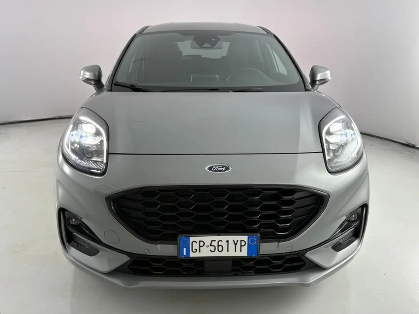 Ford Puma 1.0 EcoBoost Hybrid ST-Line Grau - 2