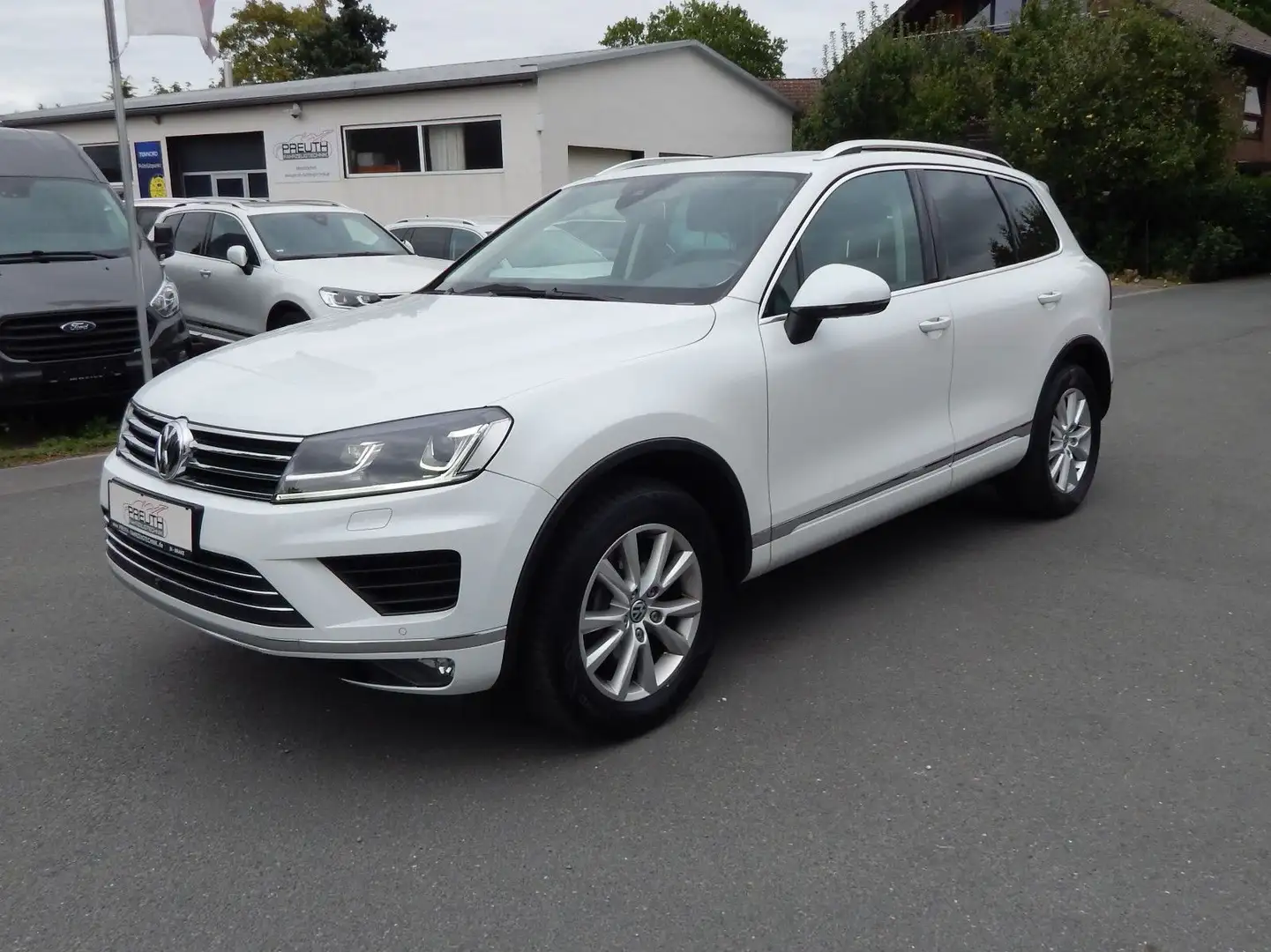 Volkswagen Touareg 3.0 TerrainTech ~360°~ACC~NAVI~AHK~Pano Weiß - 1