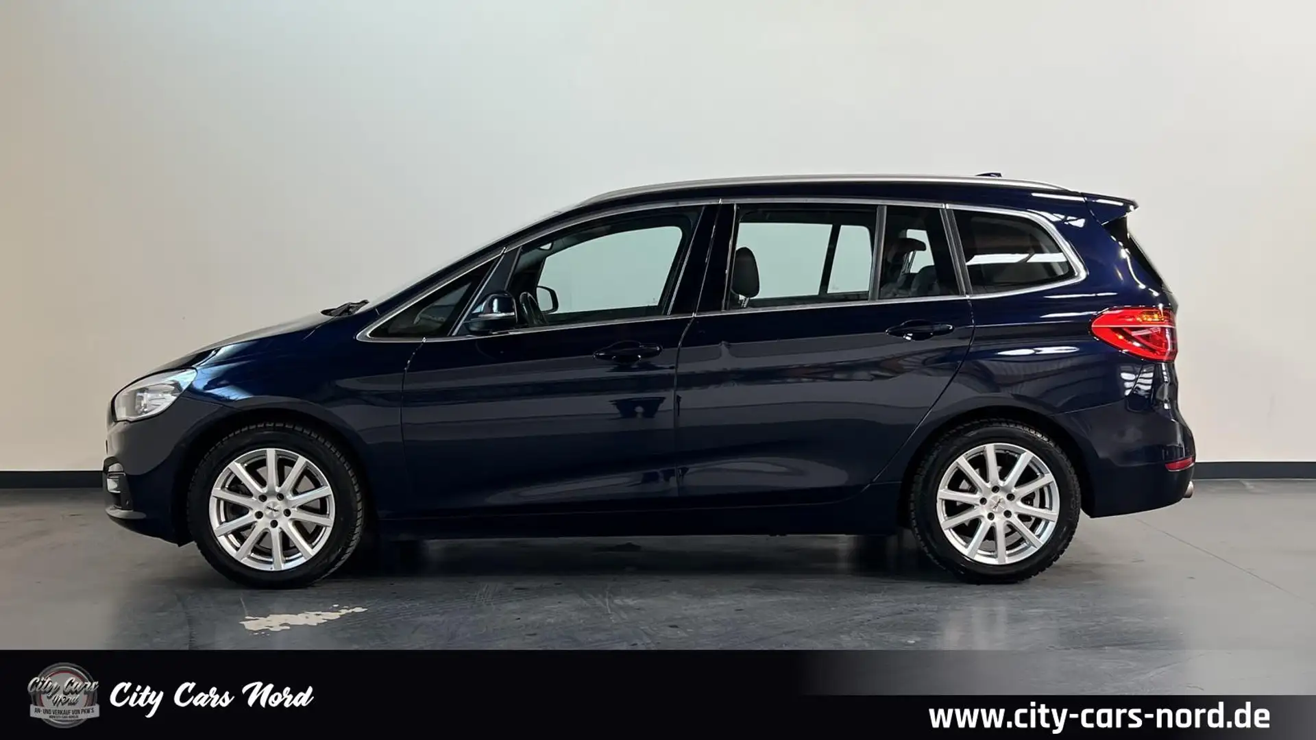 BMW 220 d Luxury Line LED-AHK-KAMERA-MEMORY-KEYLESS Blau - 2