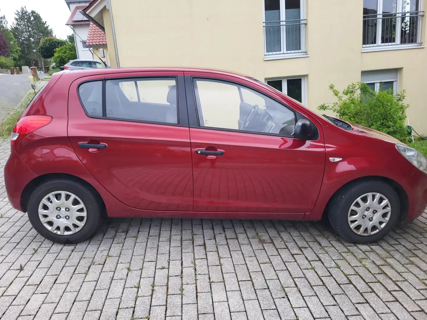 Hyundai i20 1.2 Classic Rot - 1