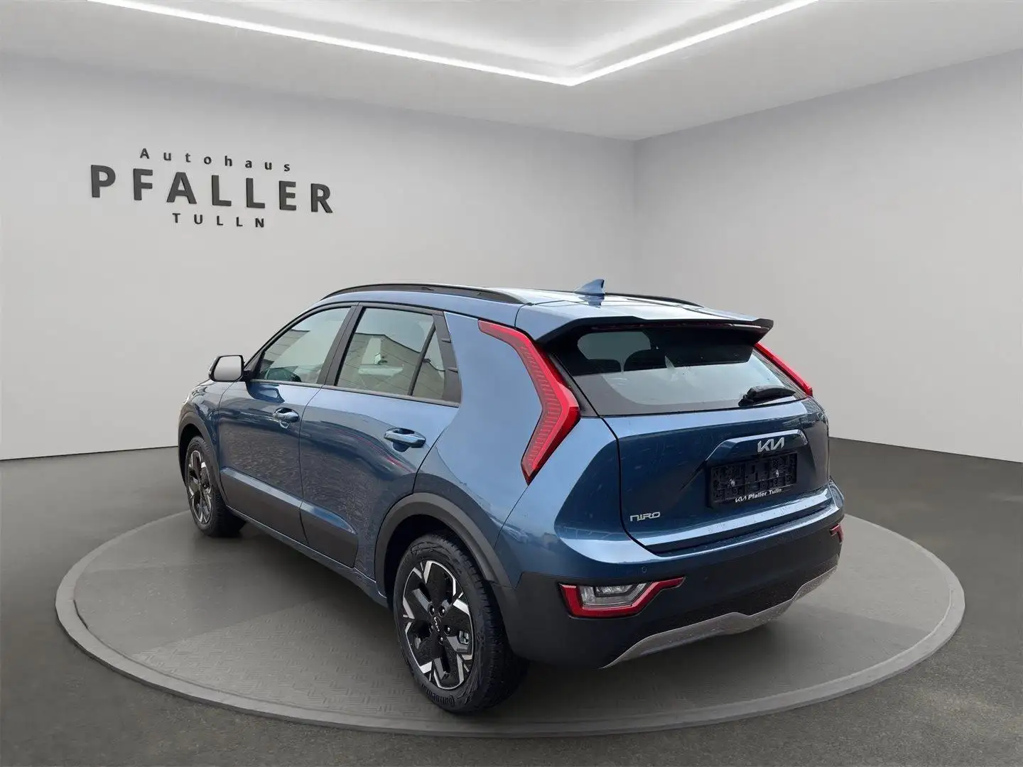 Kia Niro EV Long Range 64kWh Silber Blau - 2