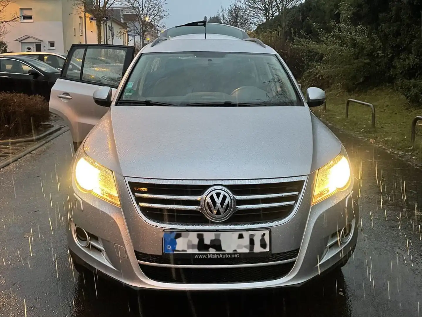 Volkswagen Tiguan Tiguan 1.4 TSI 4Motion Team Šedá - 1