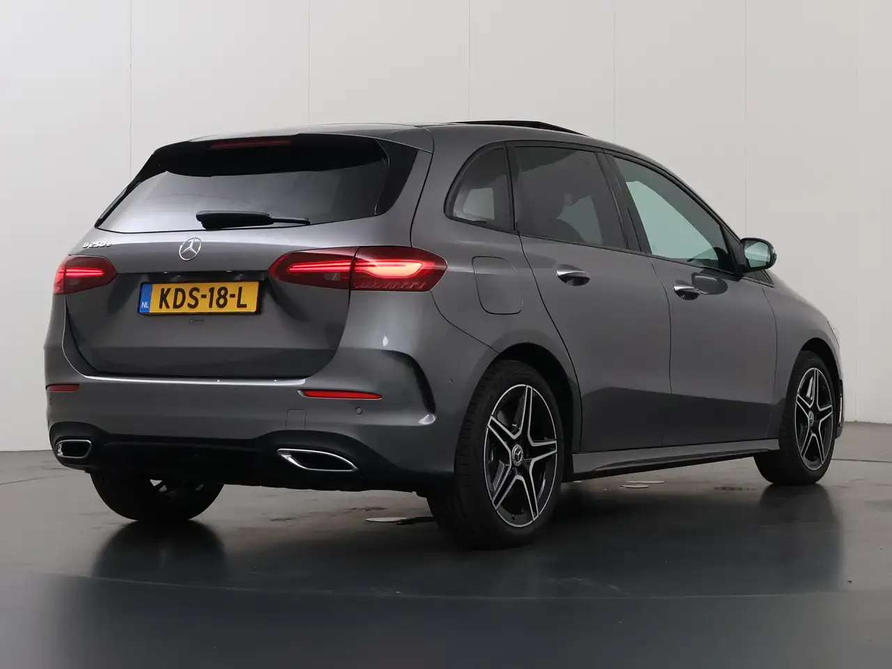 Mercedes-Benz B-Class 2026