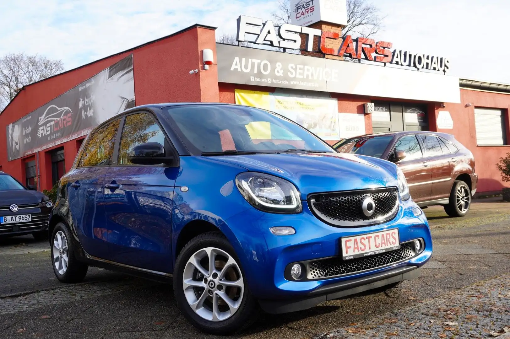 smart forFour forfour passion 52 kW Navi Tempomat SHZ PDC Schwarz - 1