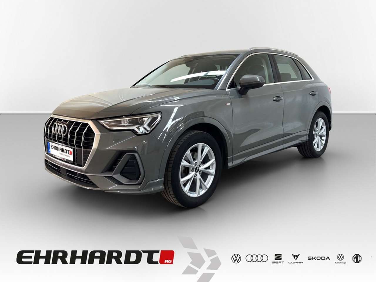 Audi Q3 2021 — 35 TFSI S line LED*NAV*SHZ*PDC*TEMPO*KAMERA*EL....