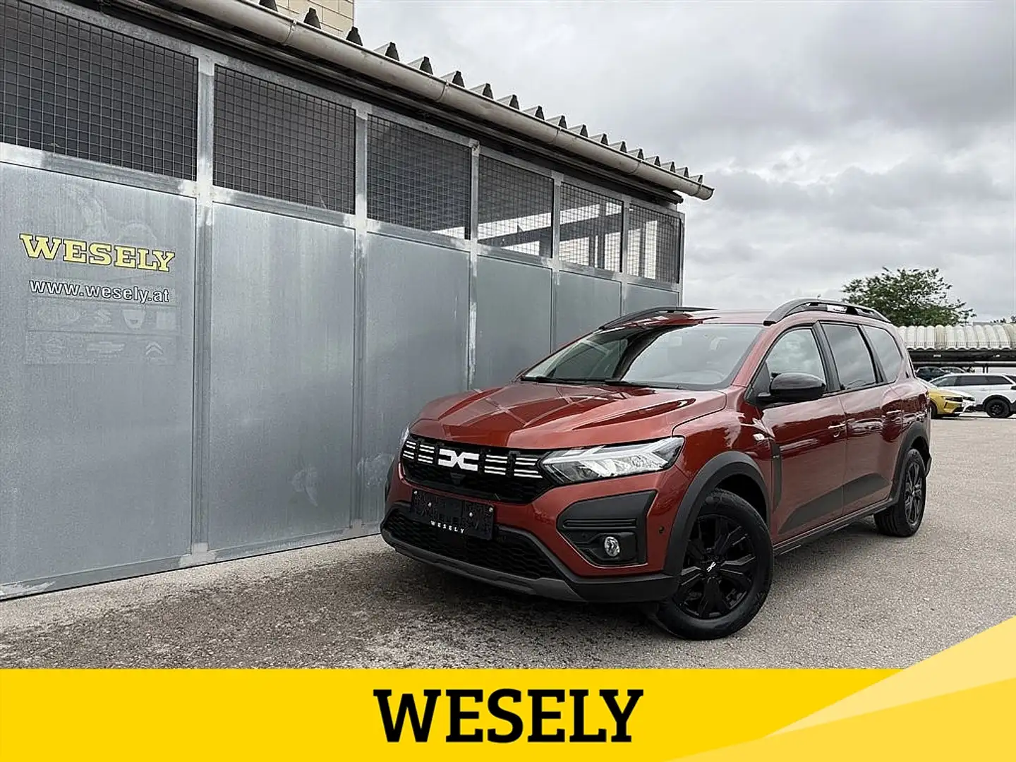 Dacia Jogger Extreme TCe 110 Braun - 1