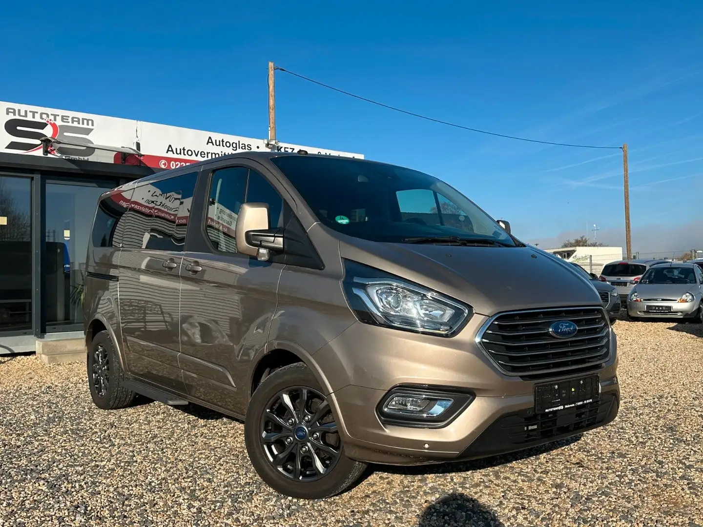 Ford Transit /Tourneo Custom Titanium/2.HD/8SITZER/AHK Plateado - 2