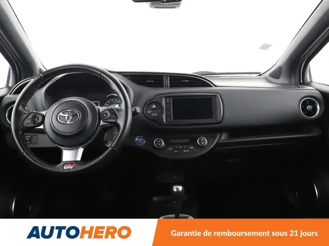 Toyota Yaris view 12