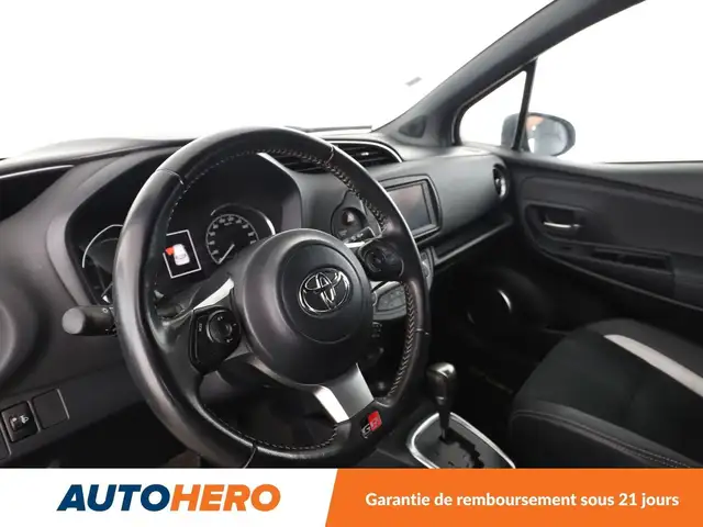 Toyota Yaris view 11