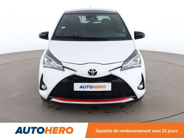 Toyota Yaris view 9