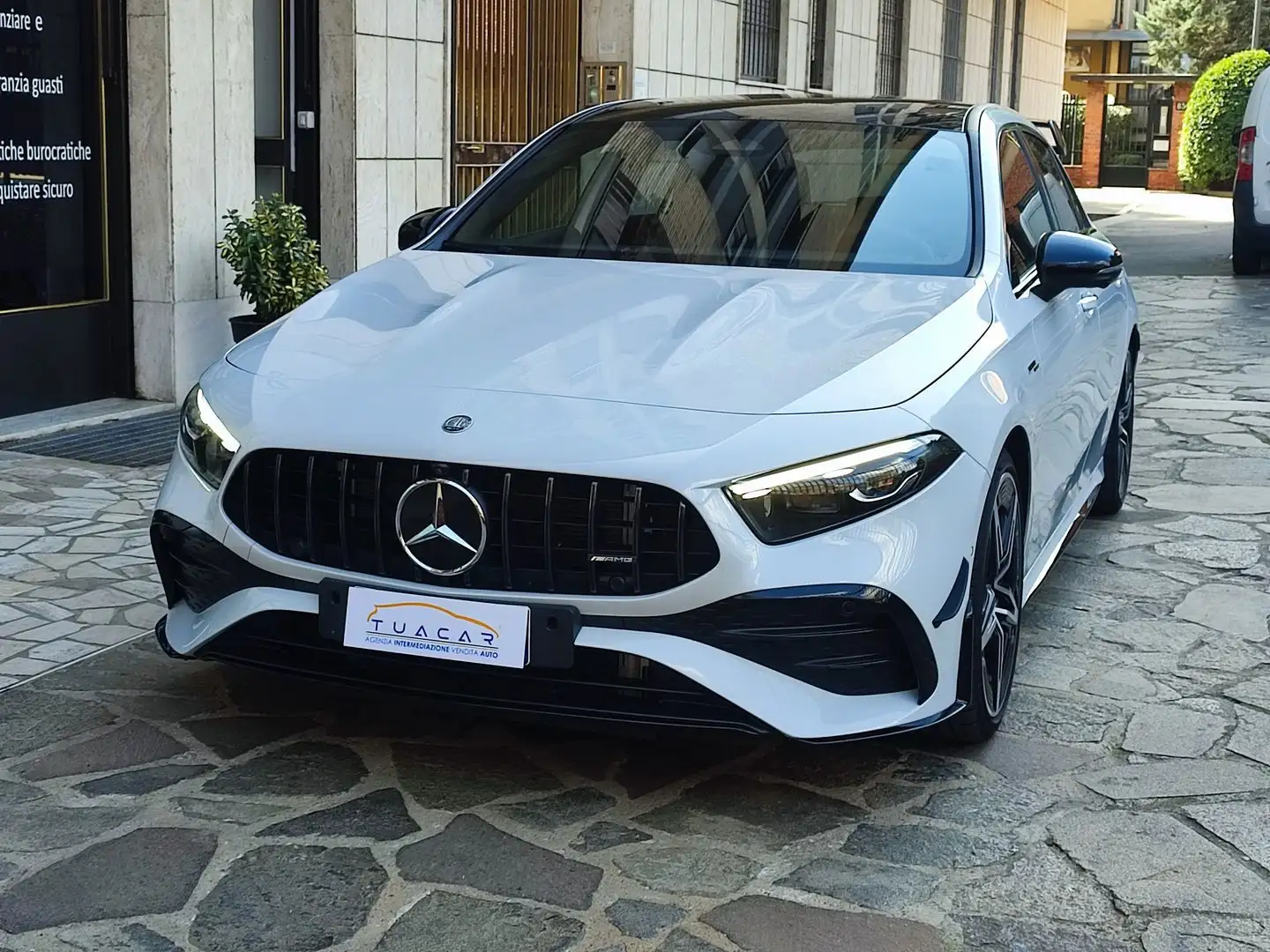 Mercedes-Benz A 35 AMG MHEV Premium Plus Blanc - 2