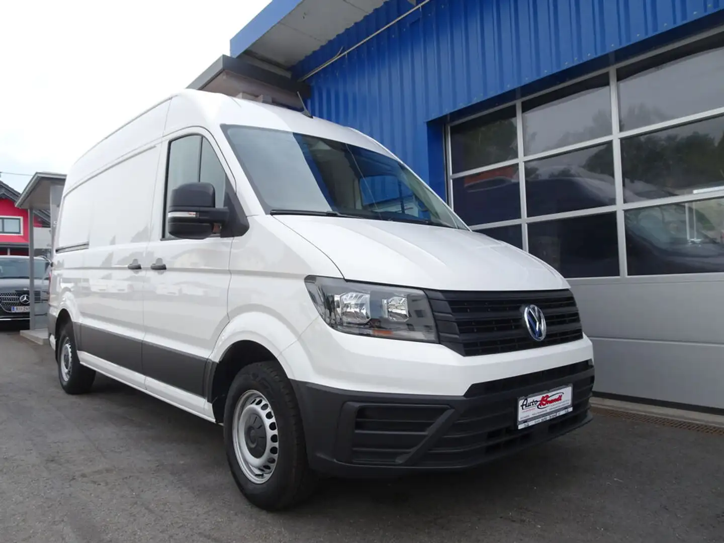 Volkswagen Crafter 35 Kastenwagen 2,0 TDI / L3H3 Weiß - 2