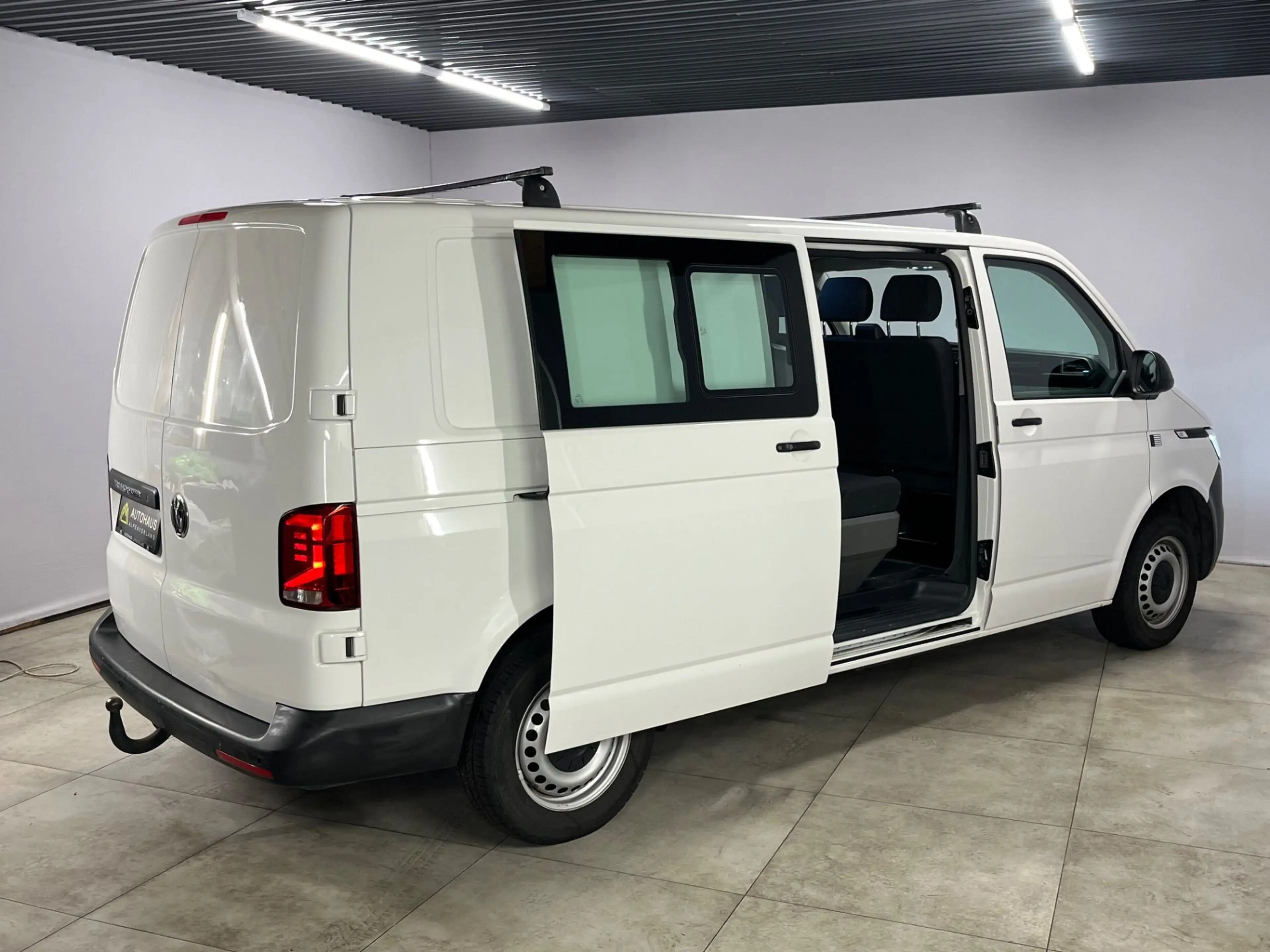 Volkswagen T6.1 Transporter T6.1 2.0 TDI Kasten lang L2H1 ***6-Sitze | AHK*** — photo 10