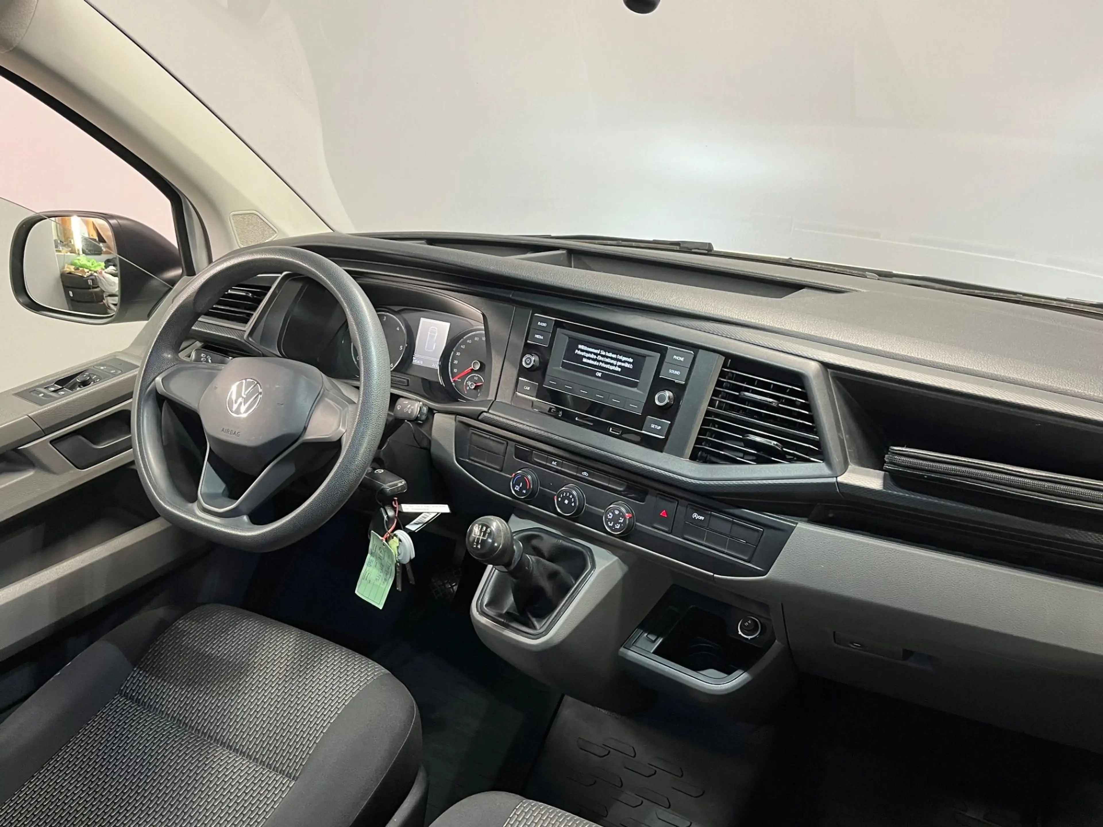 Volkswagen T6.1 Transporter T6.1 2.0 TDI Kasten lang L2H1 ***6-Sitze | AHK*** — photo 11