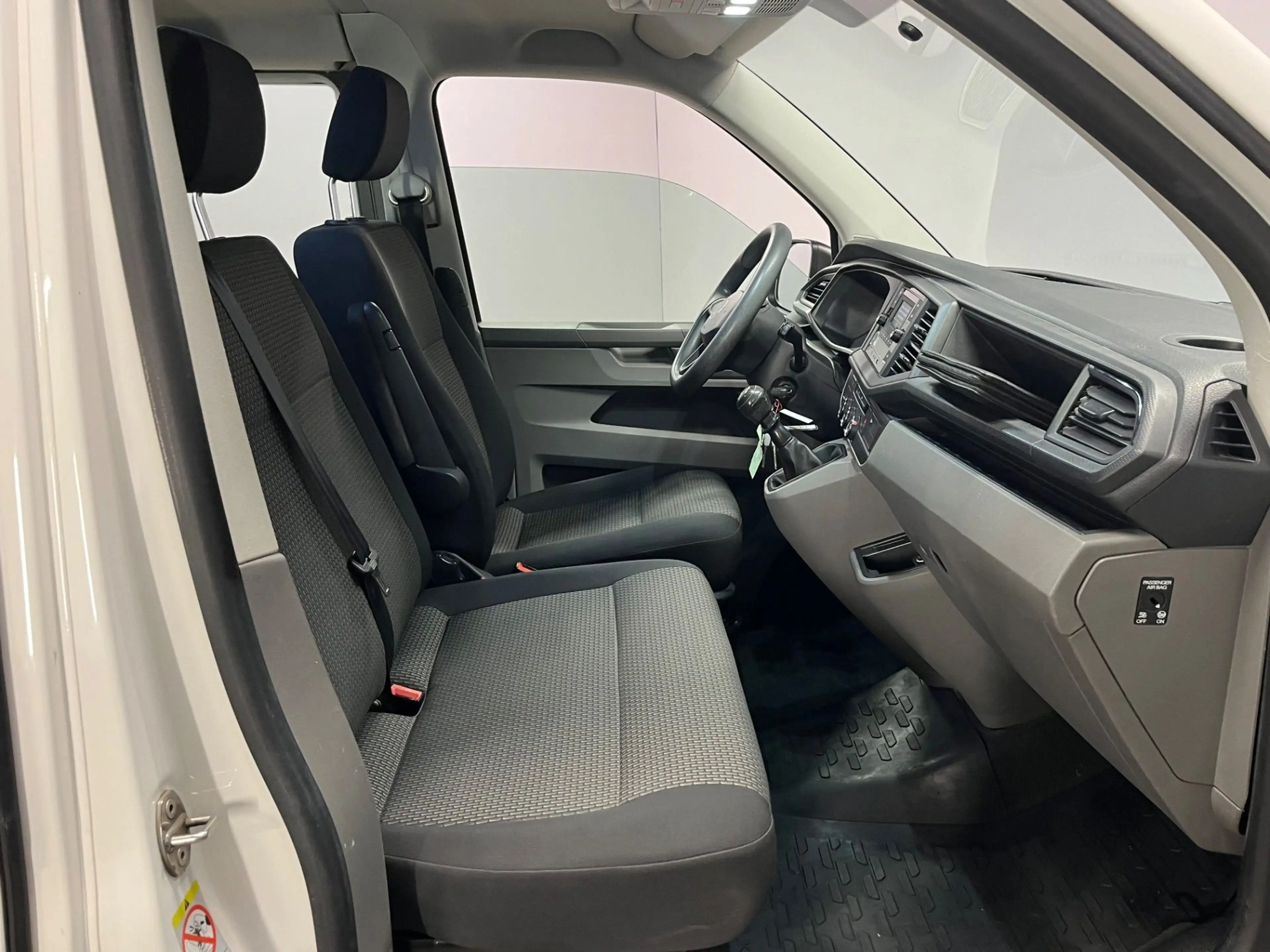 Volkswagen T6.1 Transporter T6.1 2.0 TDI Kasten lang L2H1 ***6-Sitze | AHK*** — photo 15