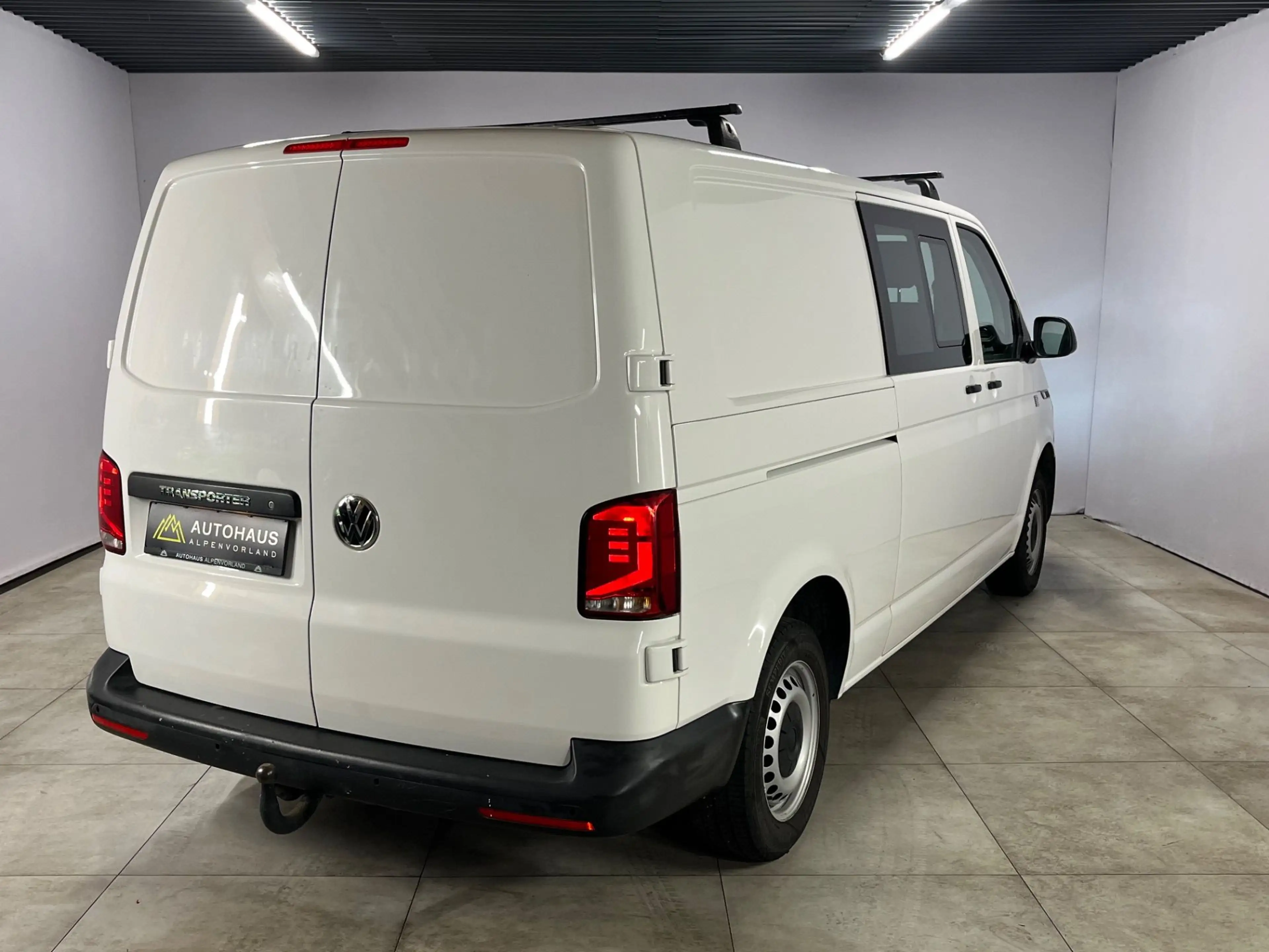 Volkswagen T6.1 Transporter T6.1 2.0 TDI Kasten lang L2H1 ***6-Sitze | AHK*** — photo 9