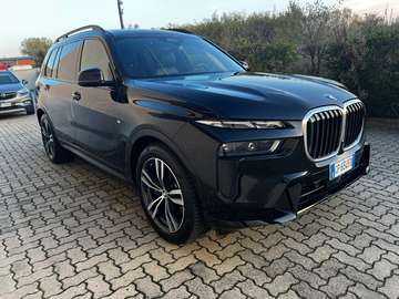 BMW X7 xDrive40d MHEV 3.0 diesel 352 CV (259 kW)