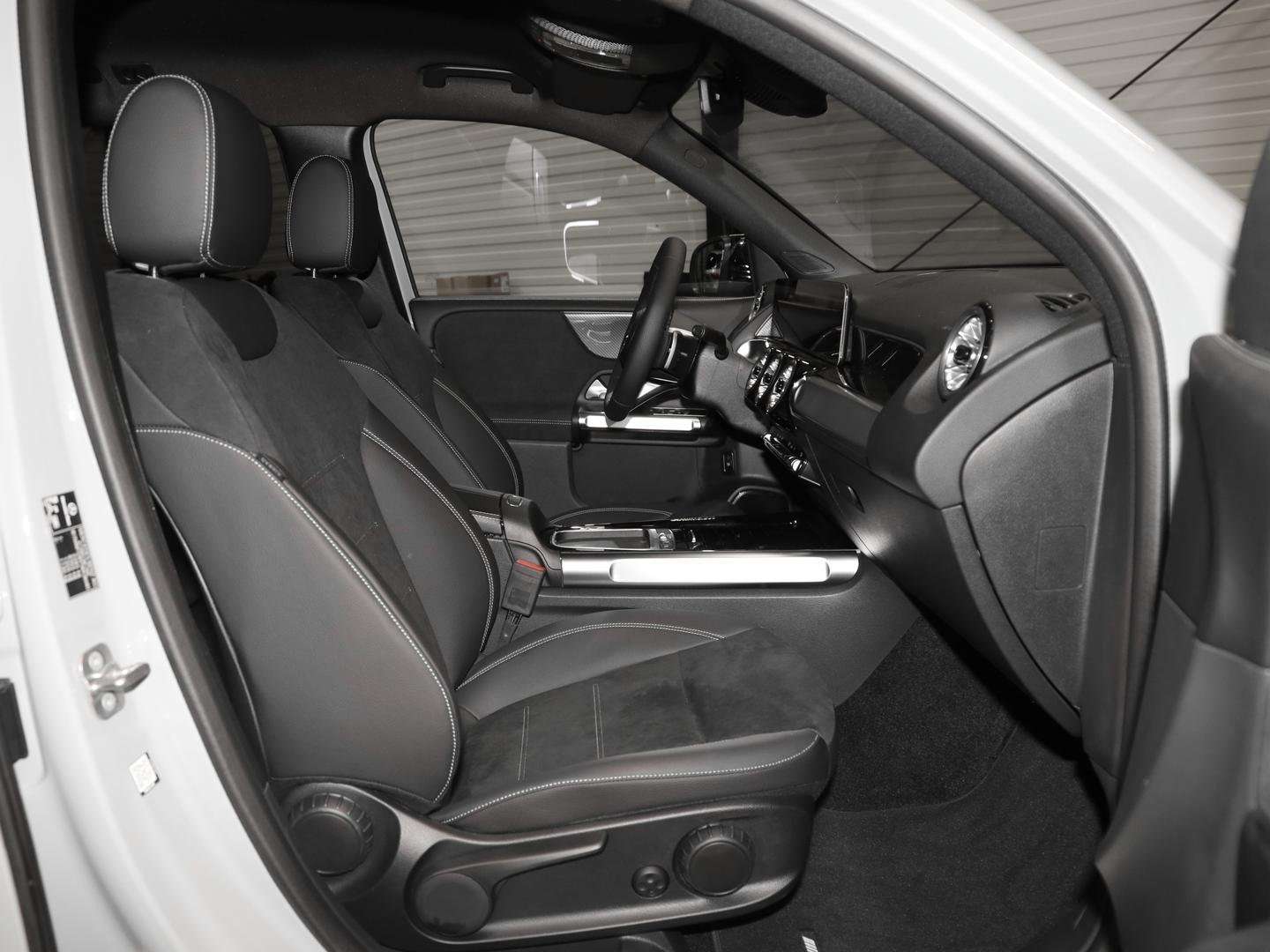 Mercedes GLB 200 AMG Line -  - Joinsteer - #3