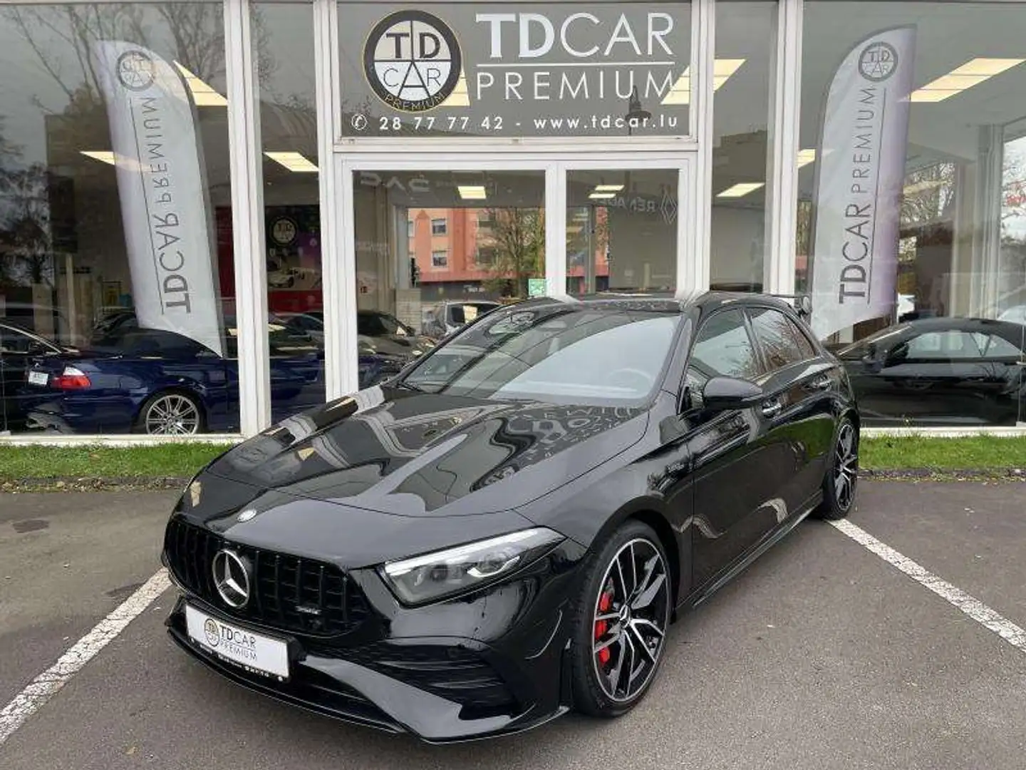 Mercedes-Benz A 35 AMG 4Matic Pack Aero Zwart - 1