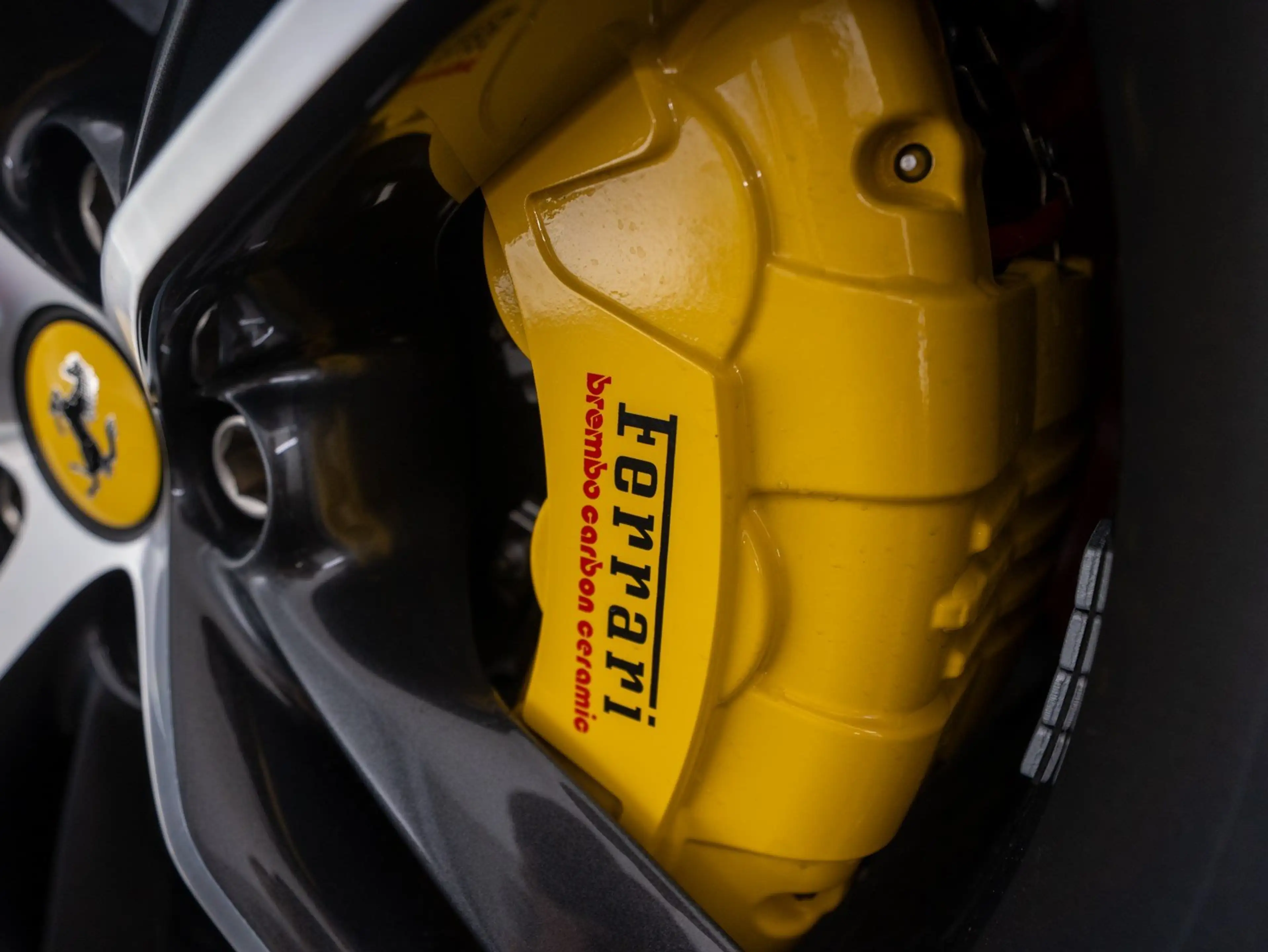 Ferrari 296 GTB — photo 12