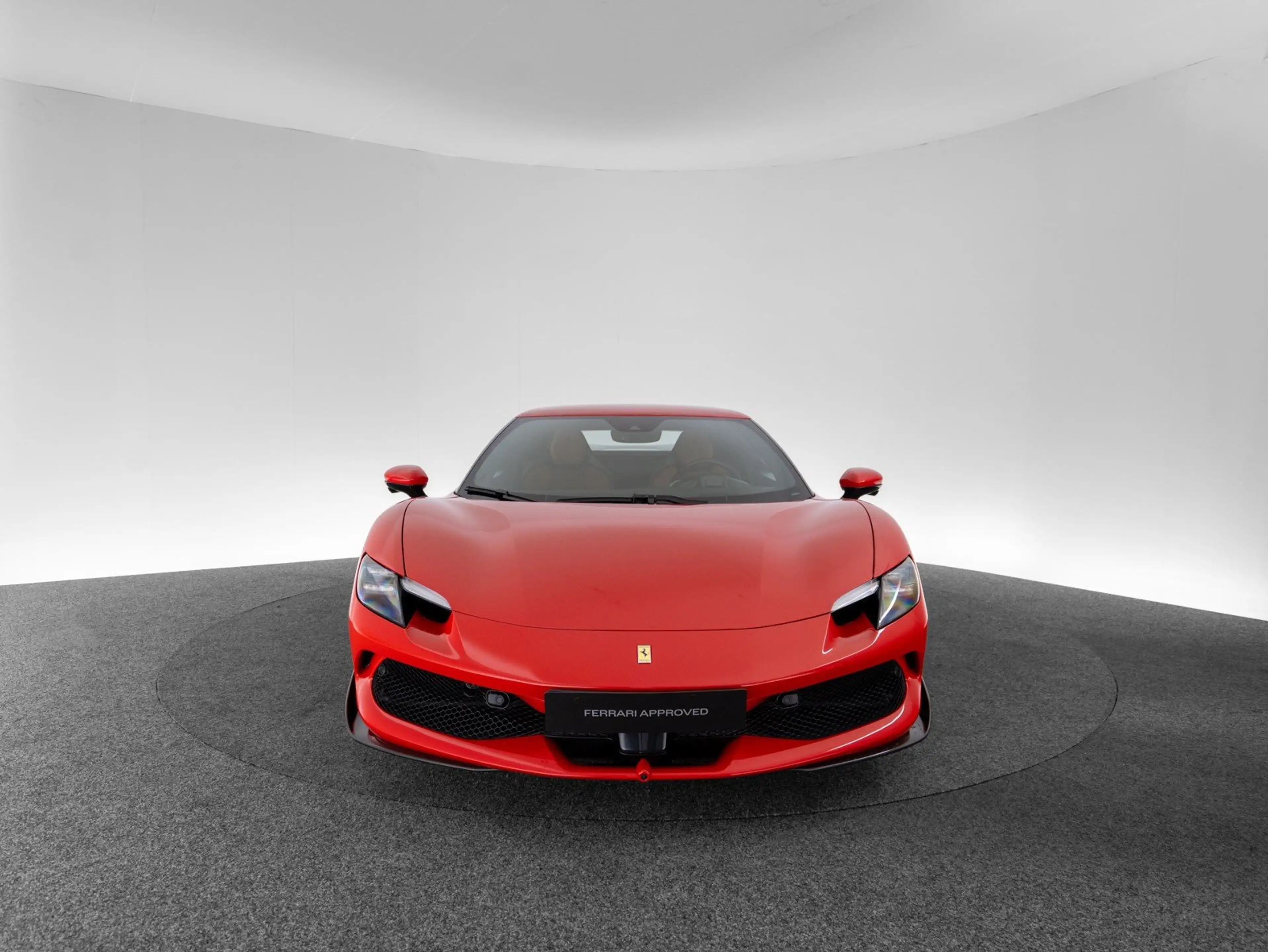 Ferrari 296 GTB — photo 2