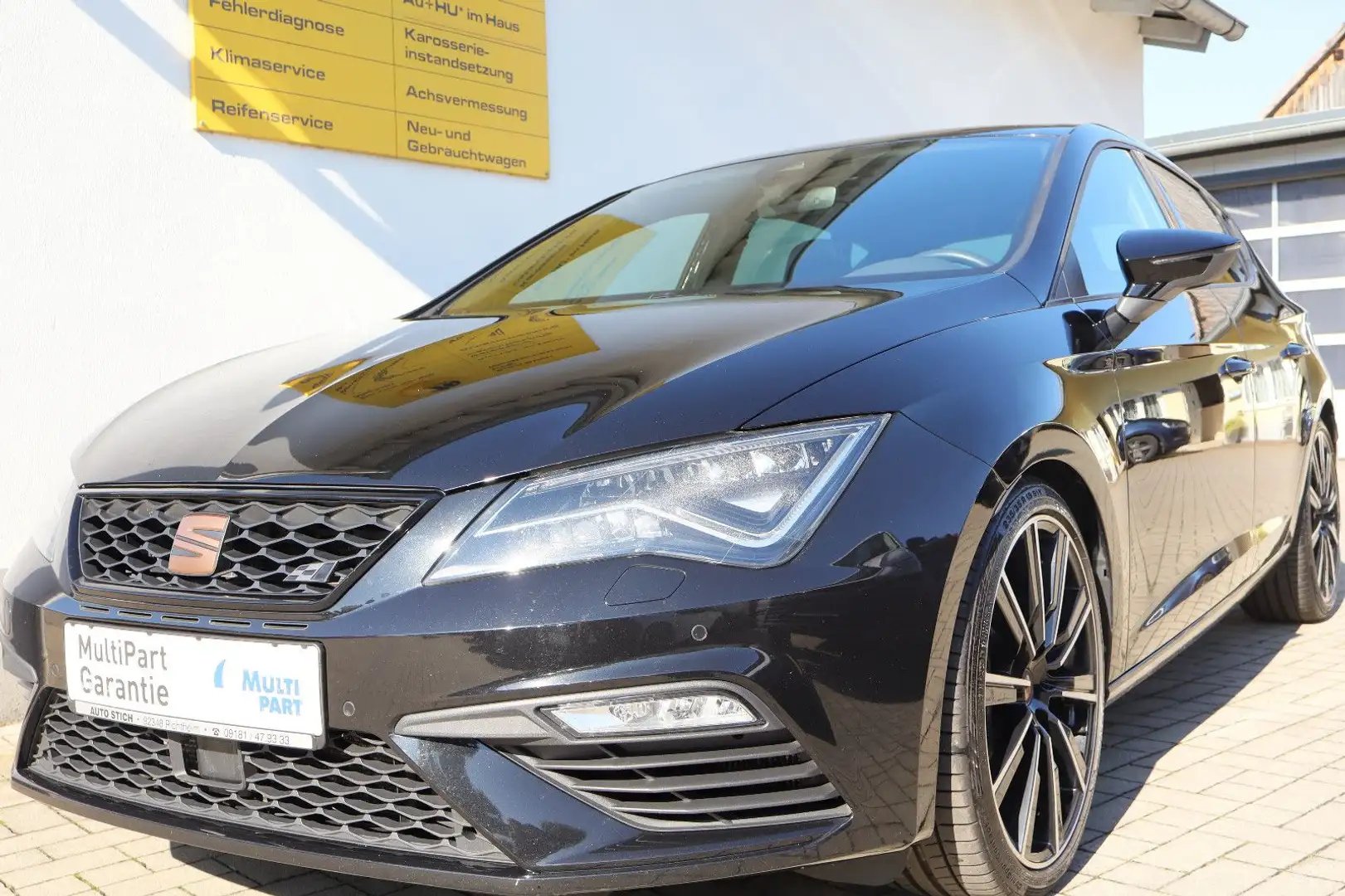 SEAT Leon Cupra 290 Schalensitze/DAB/BEATS/LED/PANO.. Schwarz - 2