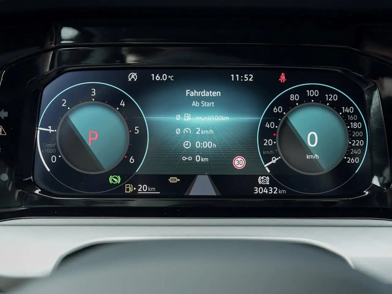 Volkswagen Golf VIII 2.0 TDI DSG Life Navi/RFK/LED 13