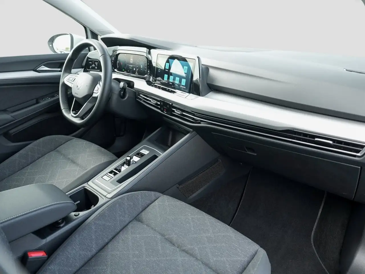 Volkswagen Golf VIII 2.0 TDI DSG Life Navi/RFK/LED 8