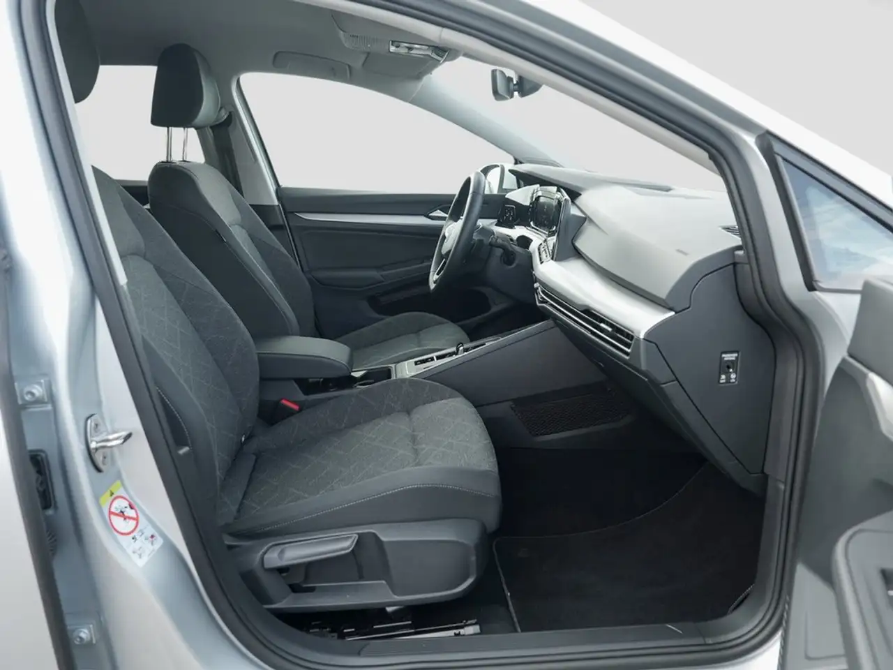 Volkswagen Golf VIII 2.0 TDI DSG Life Navi/RFK/LED 7
