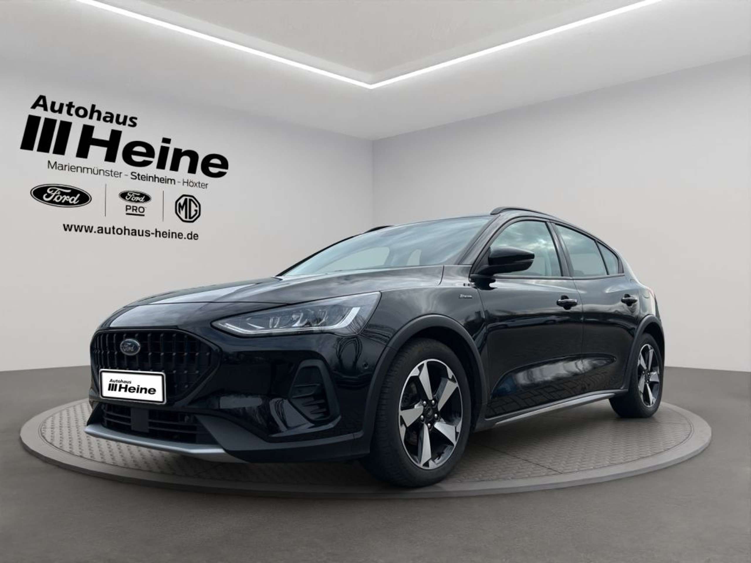 Fahrzeugabbildung Ford Focus ACTIVE 1.5 Ltr. 115 PS *AUTOMATIK*AHK*CARPLAY* - mit KI generiert/bearbeitet