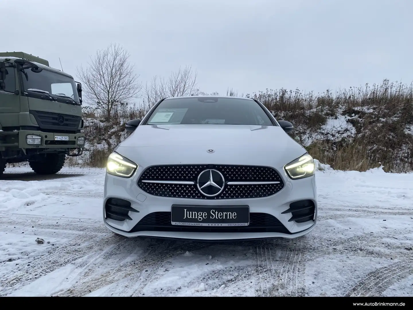 Mercedes-Benz B 200 B 200 AMG-LINE/MULTIBEAM/DISTRONIC/KAMERA AMG Line Weiß - 2