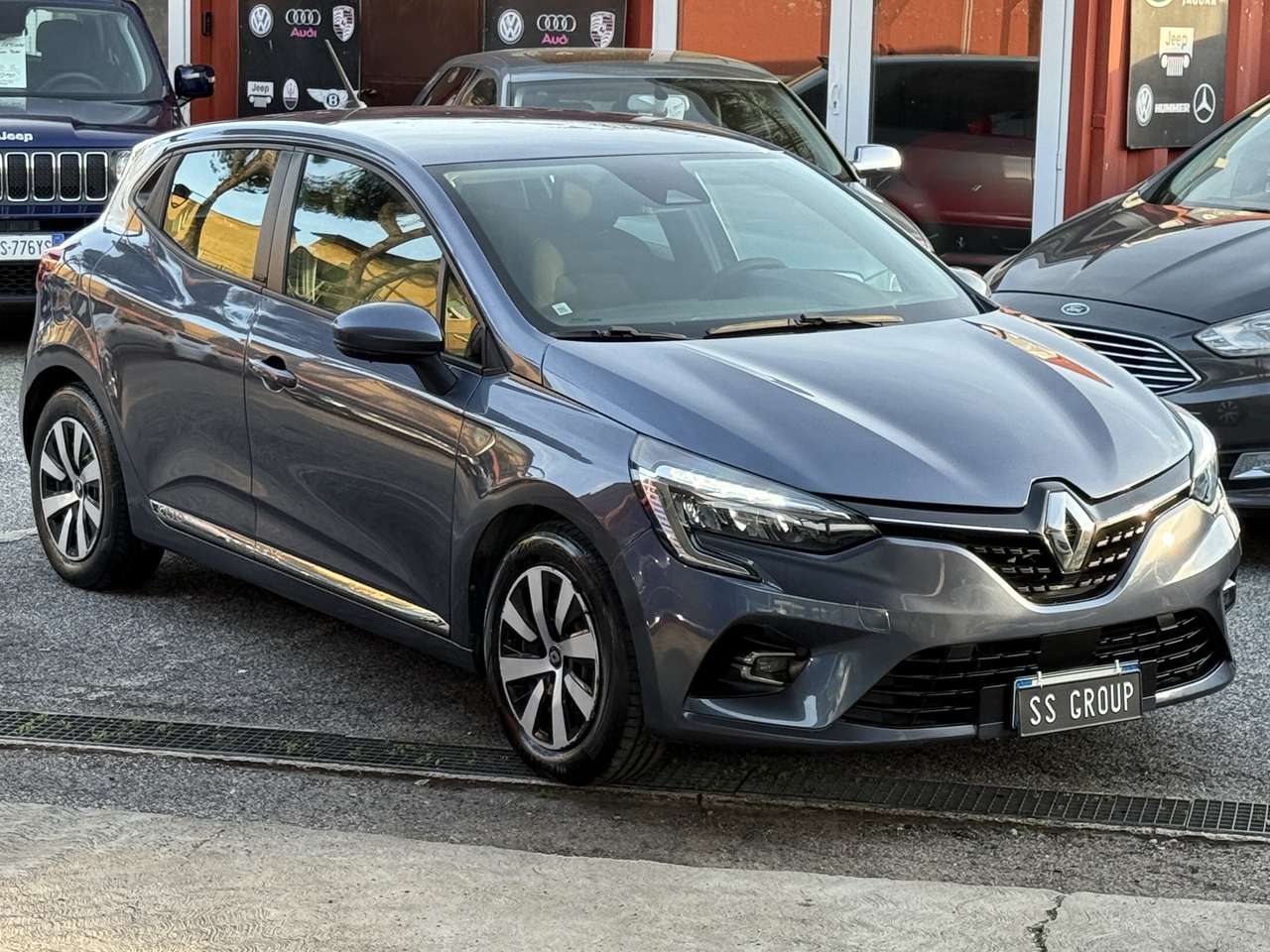 Renault Clio 1.6 E-Tech hybrid Initiale Paris 140cv automatica-