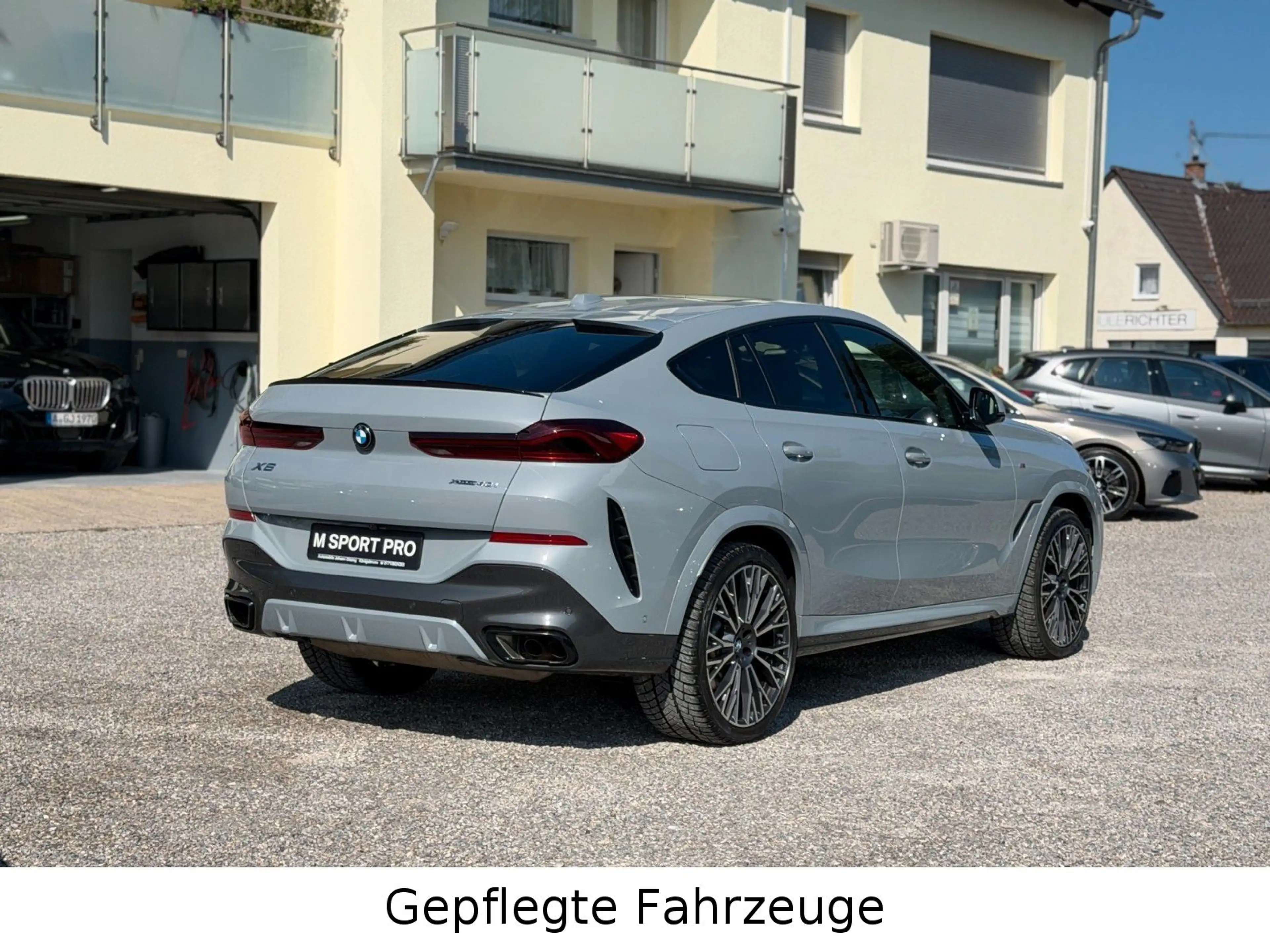 BMW X6 xDrive40i M Sport PRO 22" Soft AHK IconicGlow — photo 14