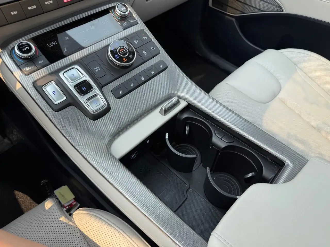 Hyundai PALISADE снимка Hyundai PALISADE