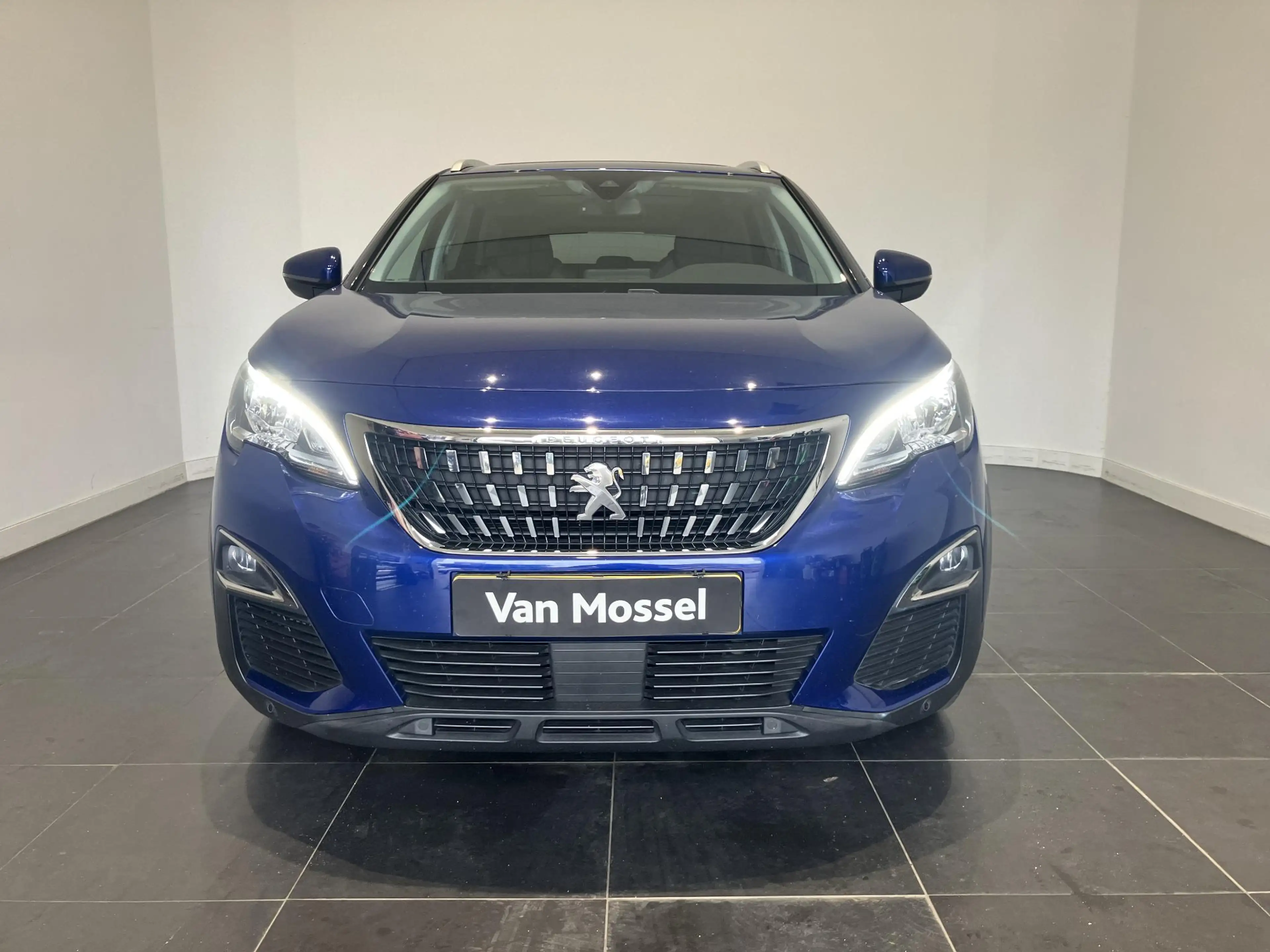 Peugeot 3008 1.2 PureTech Blue Lease Executive — photo 3
