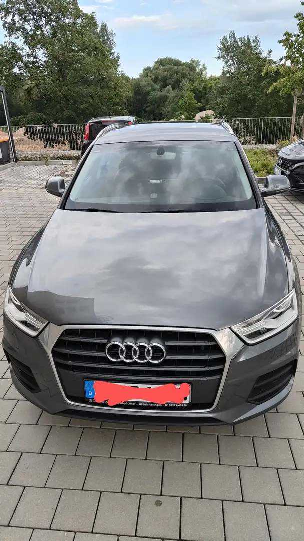 Audi Q3 Q3 1.4 TFSI S tronic Grau - 1