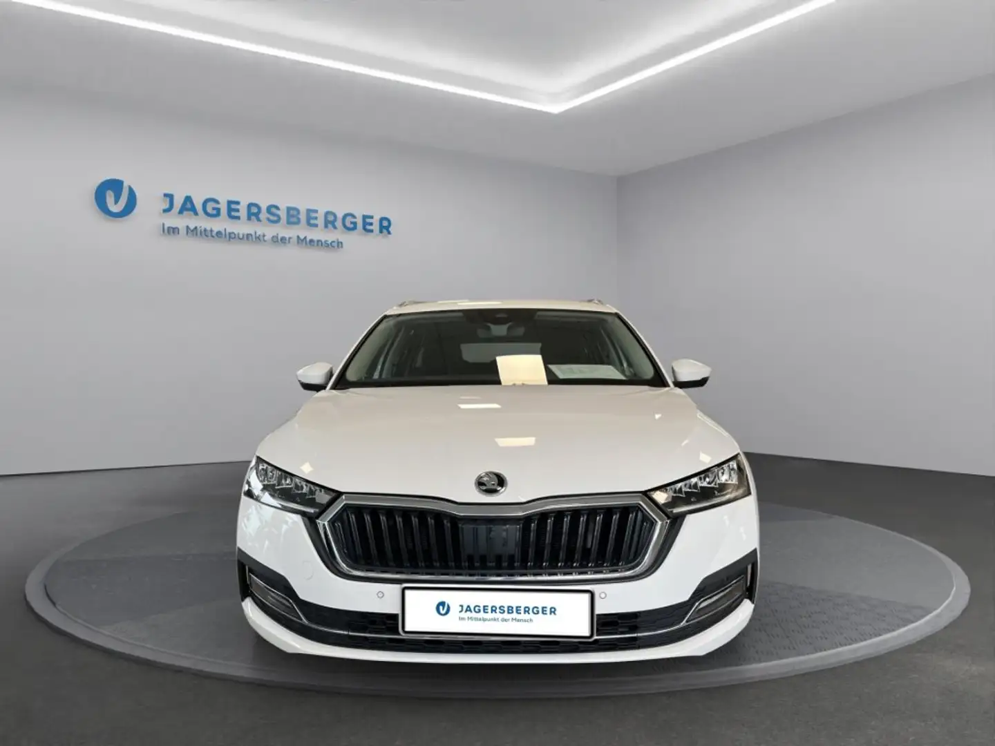 Skoda Octavia Combi 2,0 TDI Style DSG Weiß - 2