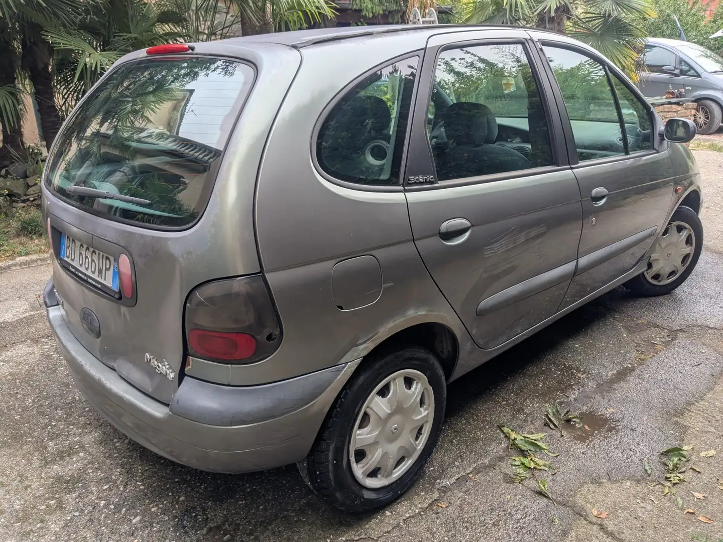 Renault Scenic Megane 1.6e RT - 2