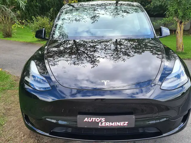 Tesla Model Y Model Y 72.5 kWh Dual Motor Performance (377 kW)