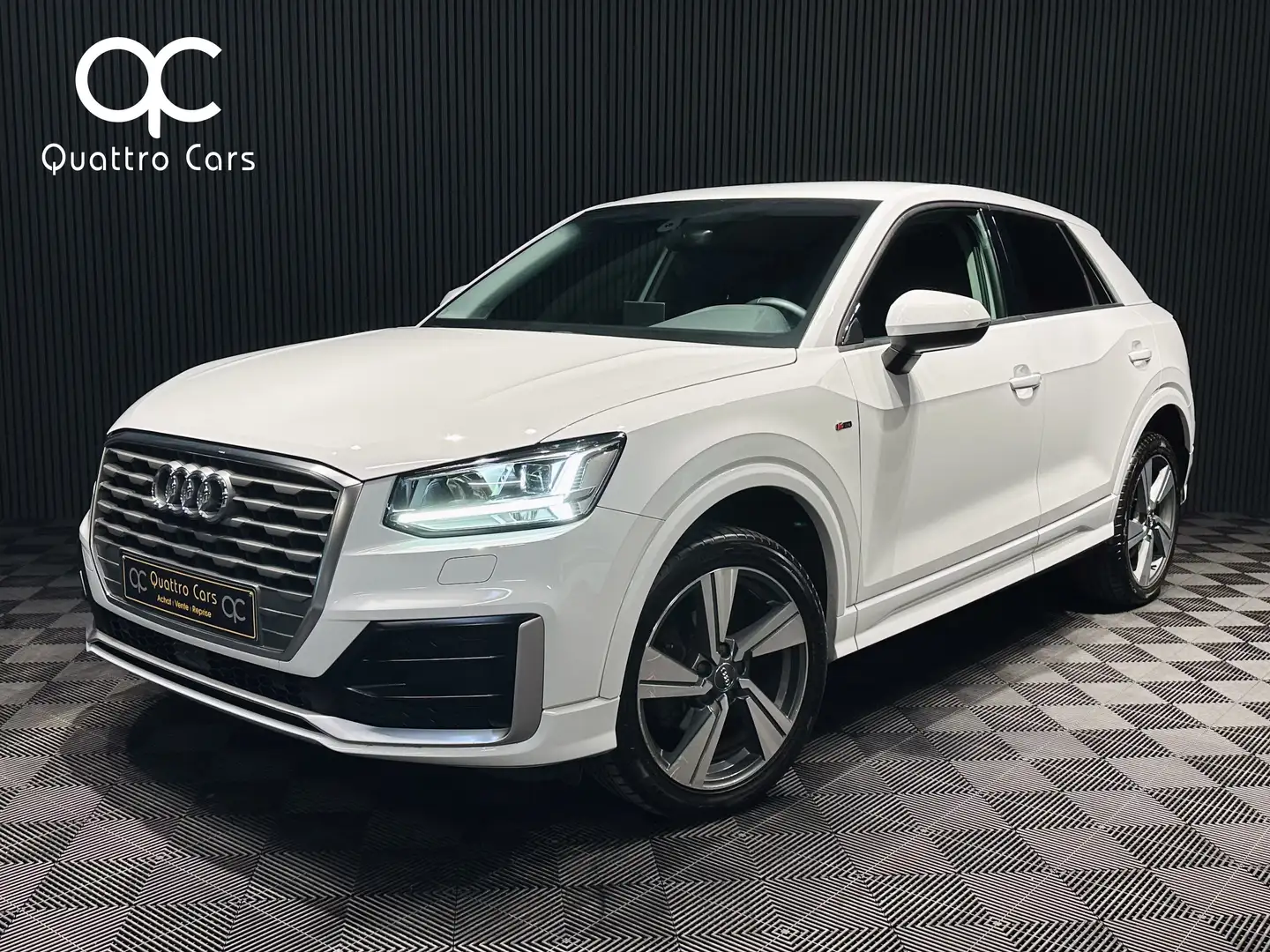Audi Q2 1.0TFSI - S Line - Cuir - Led - Siège chauffant Blanc - 1