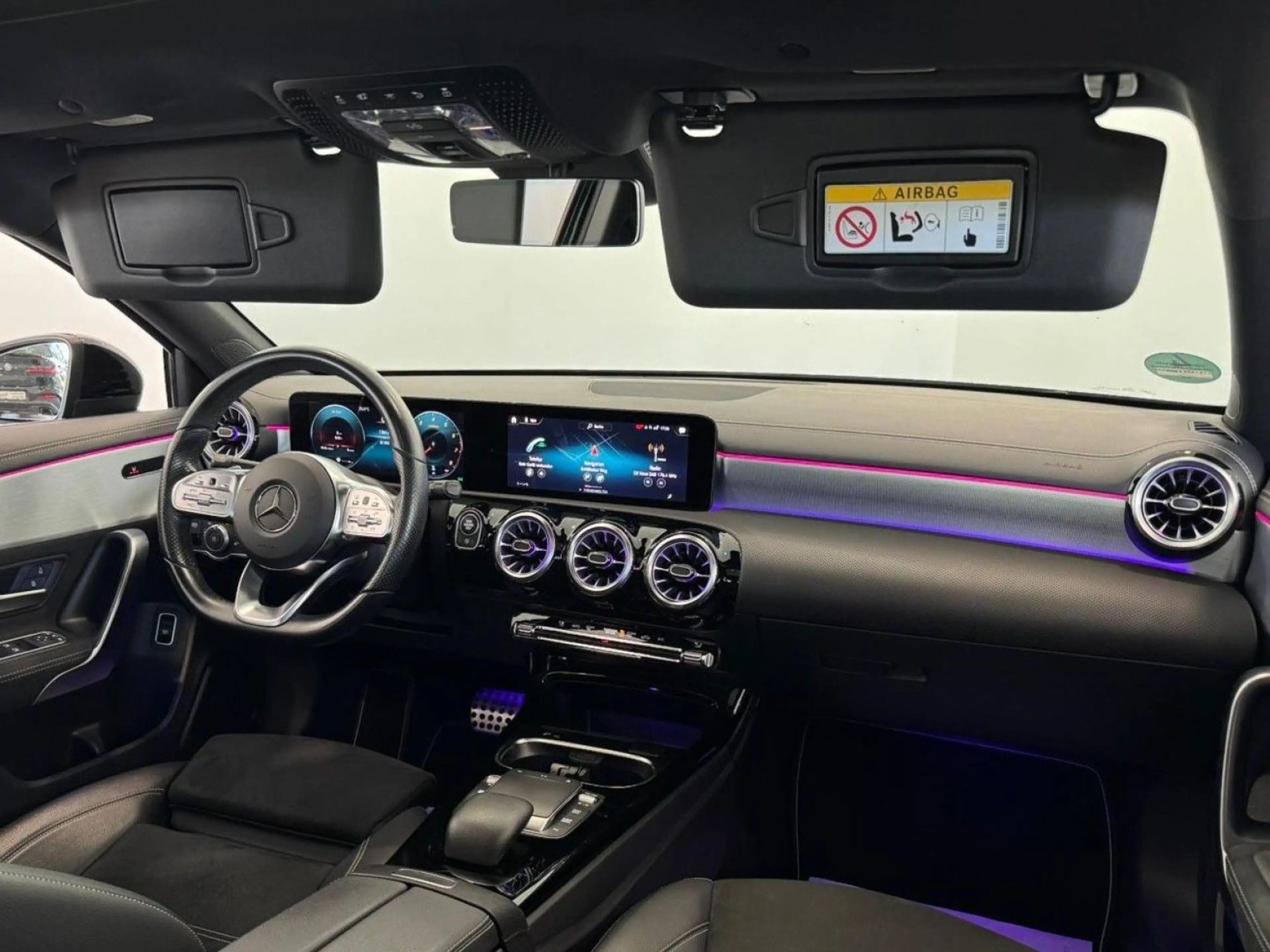 Mercedes-Benz A 200 Lim. Edition AMG-Line|PANO|KAMERA|AMBIENTE — photo 2