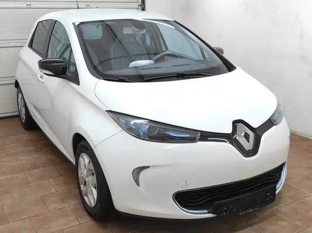 Renault ZOE Zen ELEKTRO AUTOMATIK TEMP BC KLIMAA NAVI USB PDC