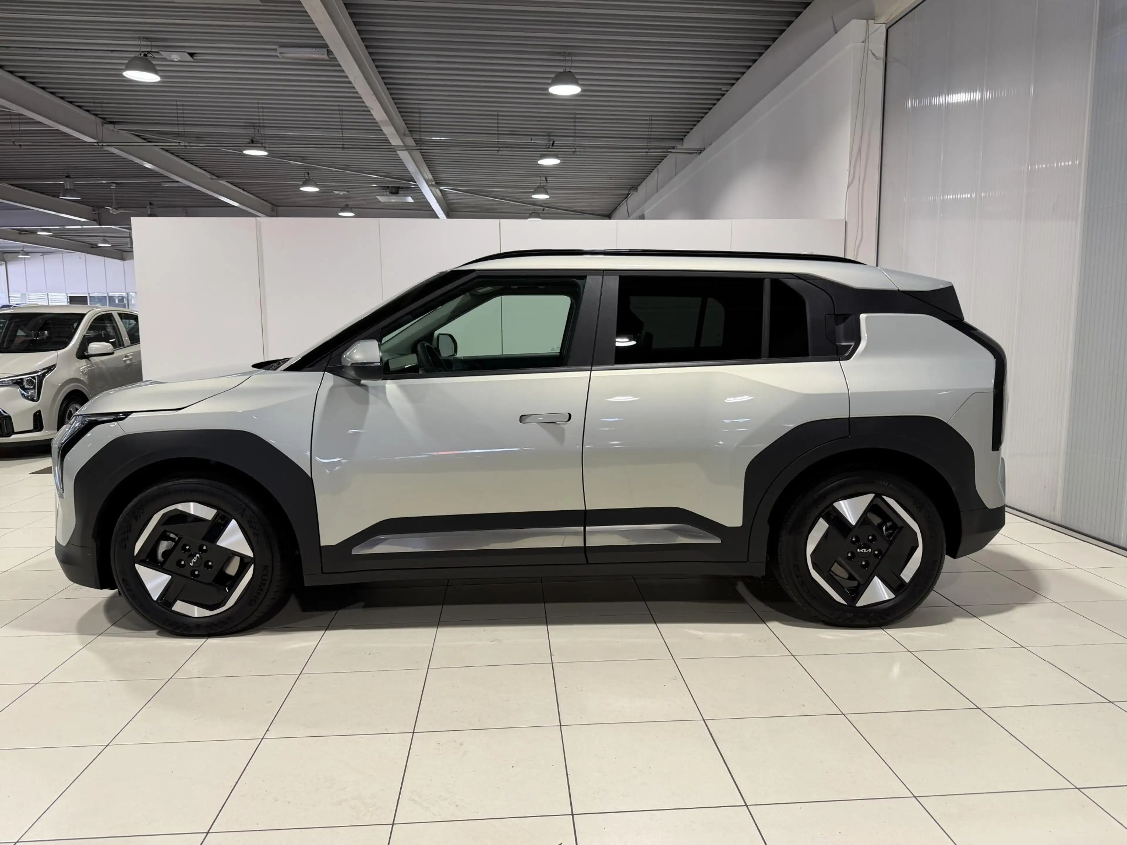 Kia EV3 Plus 81.4 kWh Stoel en Stuur verwarming, Apple Car — photo 4
