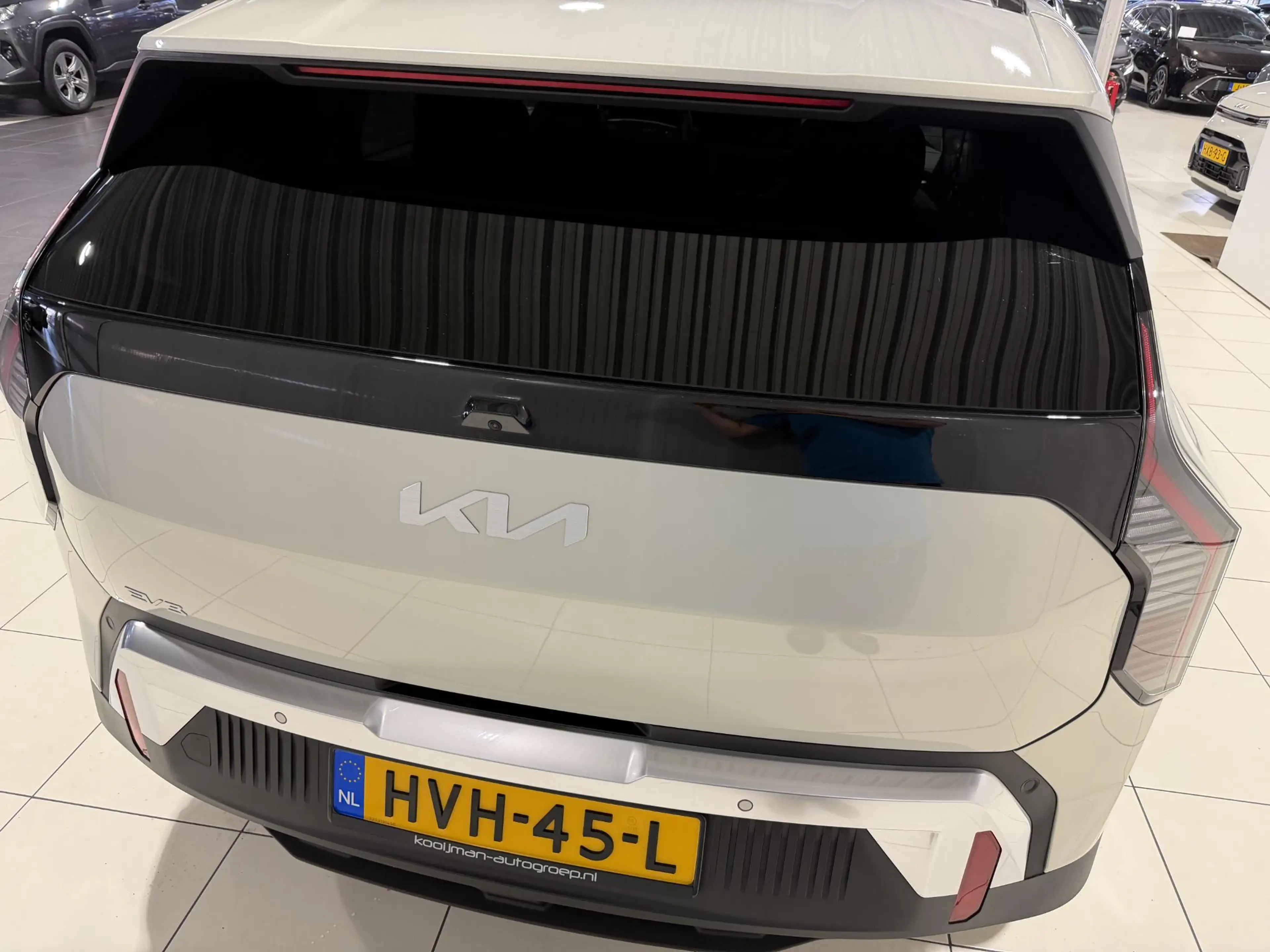 Kia EV3 Plus 81.4 kWh Stoel en Stuur verwarming, Apple Car — photo 6