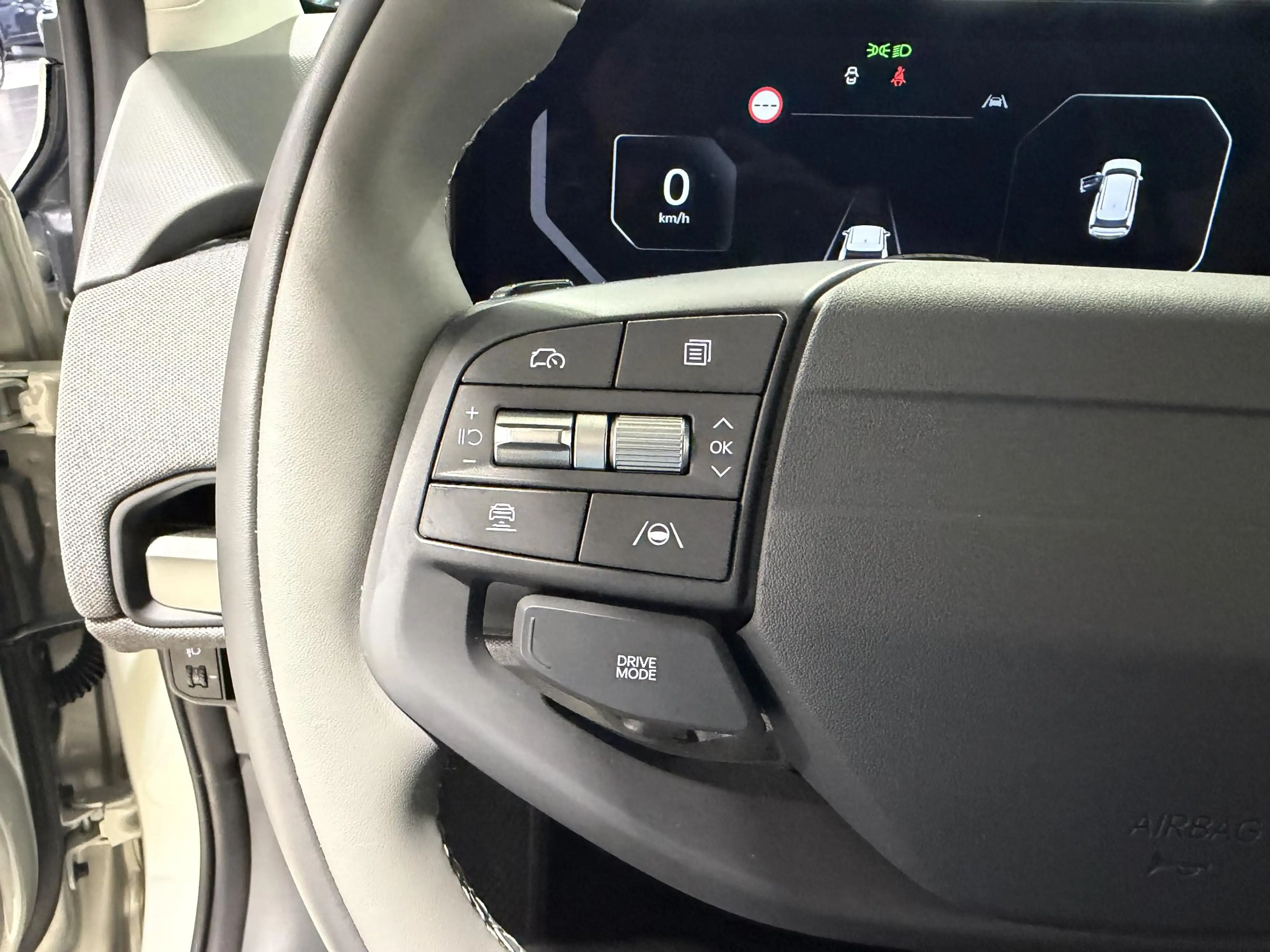 Kia EV3 Plus 81.4 kWh Stoel en Stuur verwarming, Apple Car — photo 11