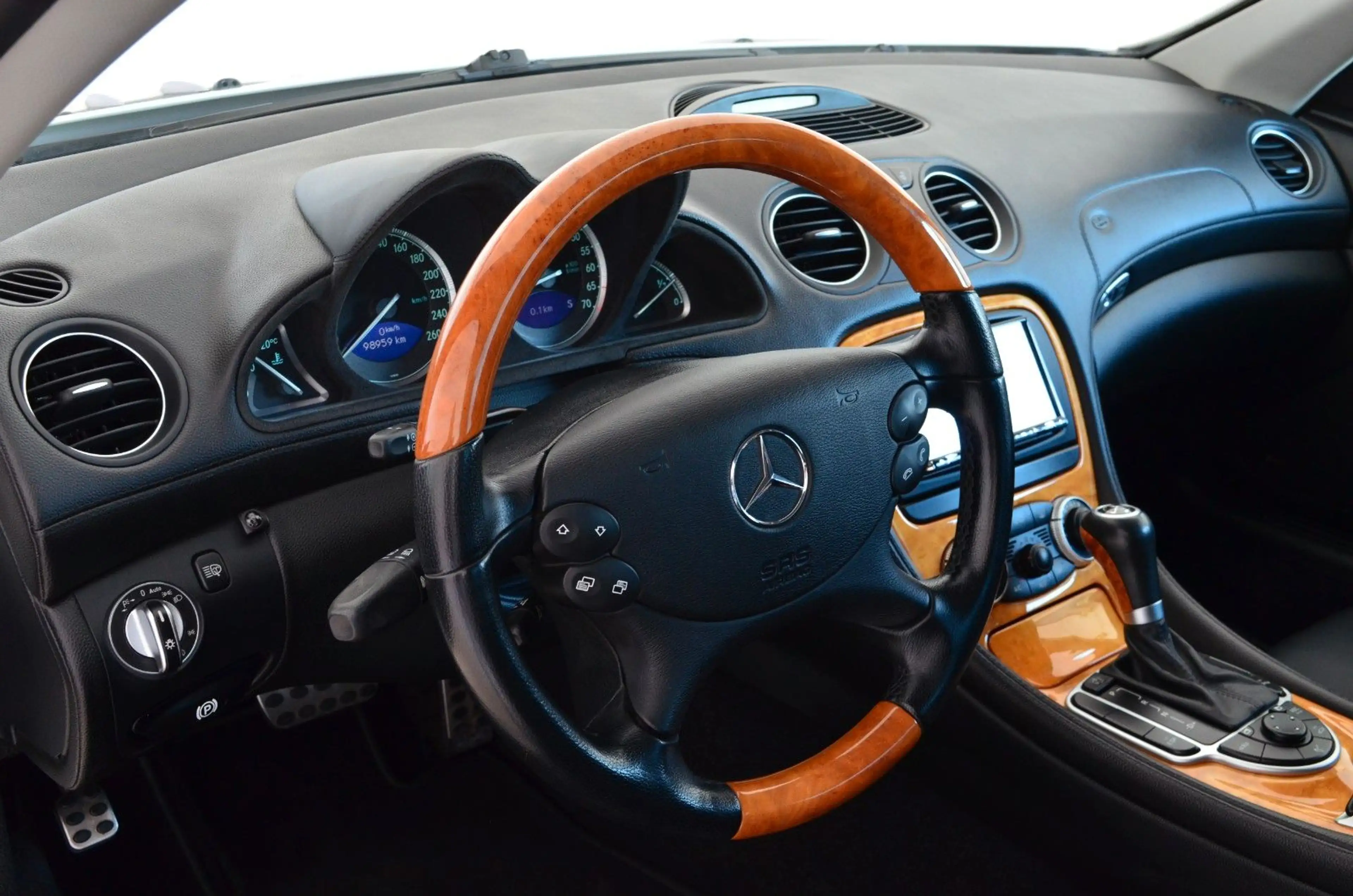 Mercedes-Benz SL 500 AMG | Designo | BOSE | Sehr Gepflegt — photo 2