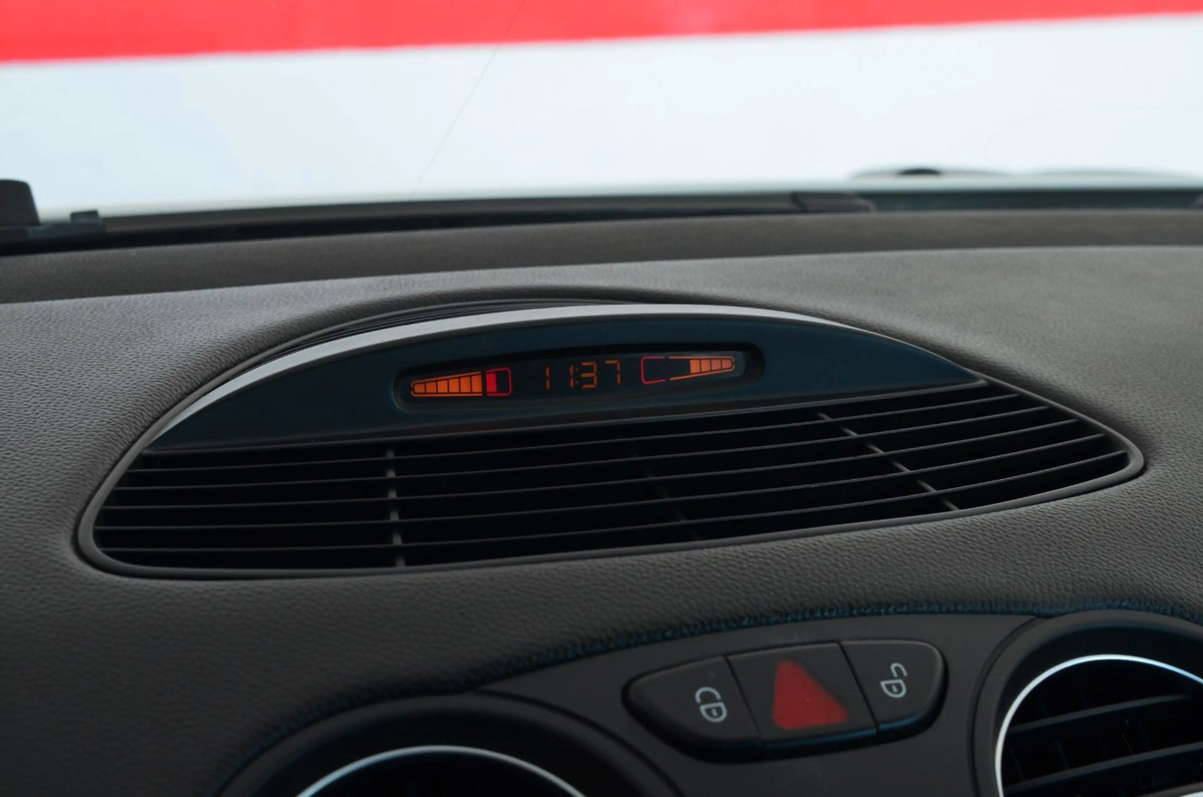 Mercedes-Benz SL 500 AMG | Designo | BOSE | Sehr Gepflegt — photo 23