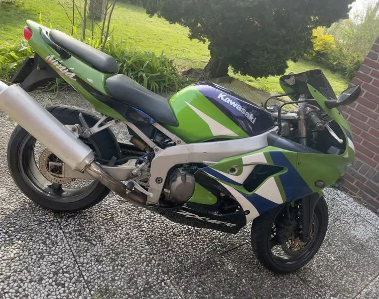 Kawasaki Ninja ZX-6R - foto 3
