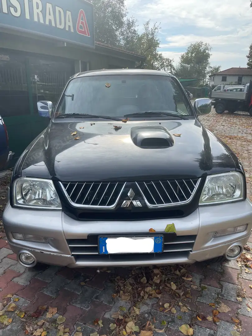 Mitsubishi L200 2.5 TD cat 4WD Double Cab Invite Negro - 1