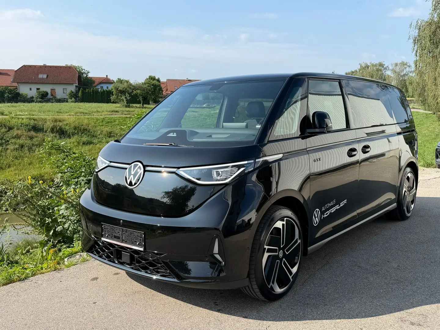 Volkswagen ID. Buzz VW ID. Buzz GTX LR 4MOTION 250 kW Schwarz - 1